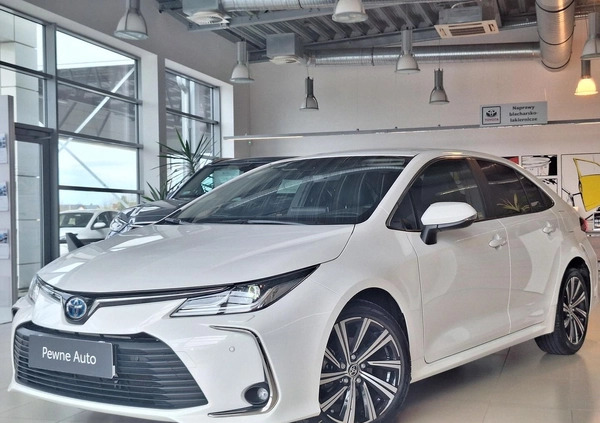 Toyota Corolla cena 100900 przebieg: 64000, rok produkcji 2022 z Orneta małe 232